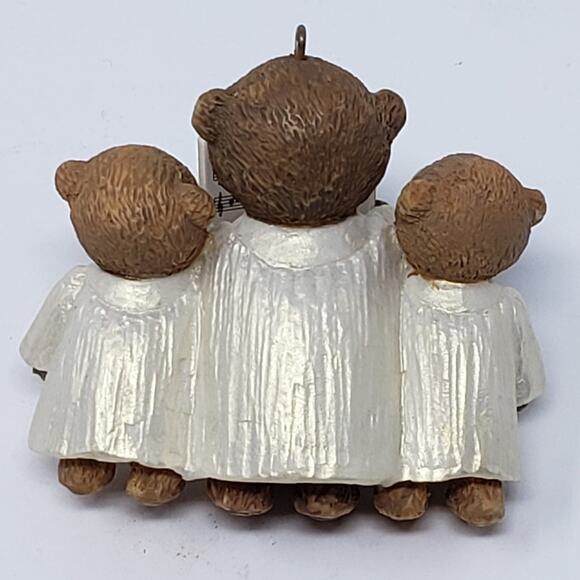 Hallmark 1991 Glee Club Bears Handcrafted Keepsake Holiday Christmas Ornament - Picture 4 of 6